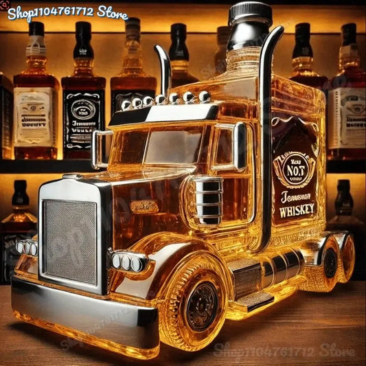 Namų dekoro dovana viskio entuziastams. Automobilio modelis permatomas grafinas